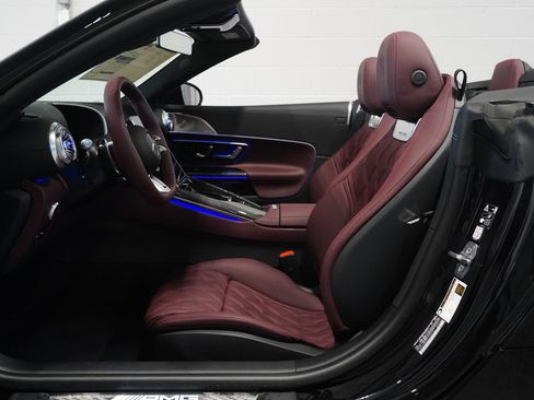 New 2026 Mercedes-Benz SL 63 AMG 4MATIC image 17