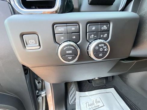 Used 2024 GMC Sierra 1500 Denali Ultimate AWD/4WD image 11