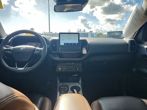 Used 2021 Ford Bronco Sport Badlands w/ Badlands Package image 3