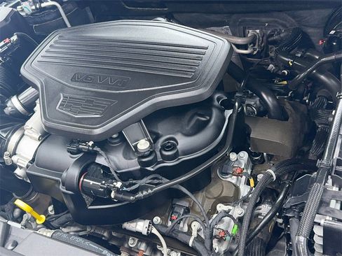 Used 2017 Cadillac XT5 Platinum image 58