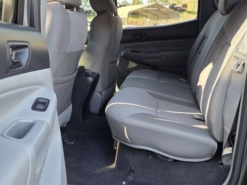 Used 2013 Toyota Tacoma PreRunner w/ TRD Sport Pkg image 12