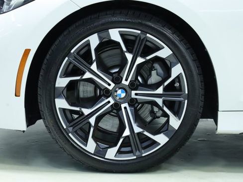 Used 2025 BMW 330i Sedan w/ M Sport Package RWD image 8