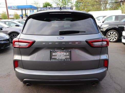 Used 2023 Ford Escape ST-Line FWD image 4