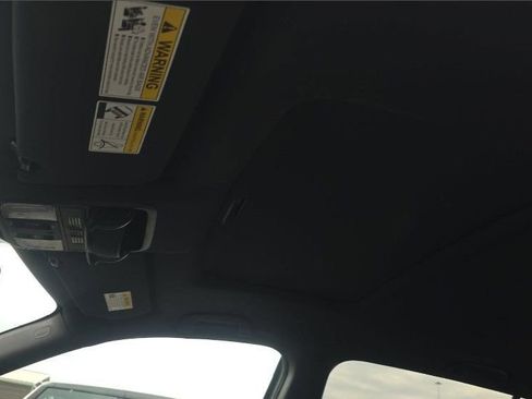 Used 2023 Honda Passport EX-L image 17