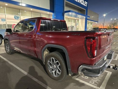 Used 2021 GMC Sierra 1500 SLE image 3
