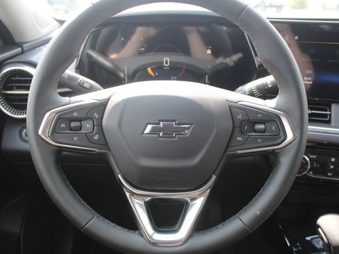 New 2026 Chevrolet Trax ACTIV w/ Driver Confidence Package FWD image 11