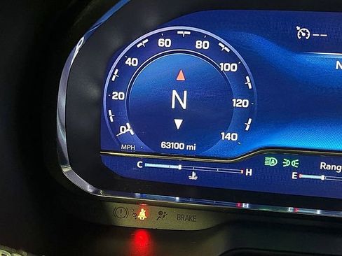 Used 2023 Chevrolet Tahoe Premier AWD/4WD image 23