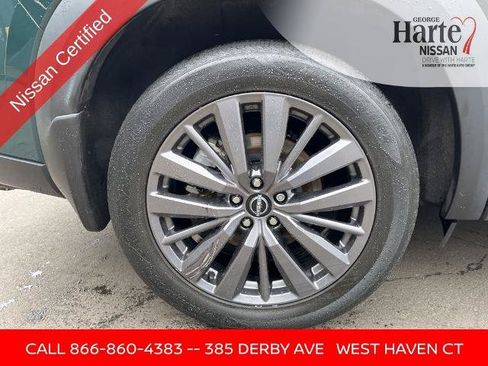 Certified 2024 Nissan Pathfinder SL w/ SL Premium Package AWD/4WD image 11