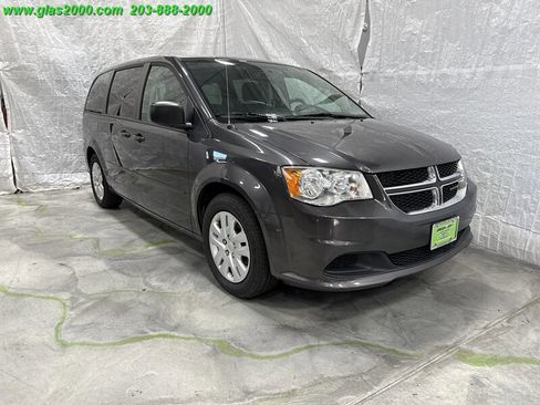Used 2017 Dodge Grand Caravan SE w/ Power Window Group image 2