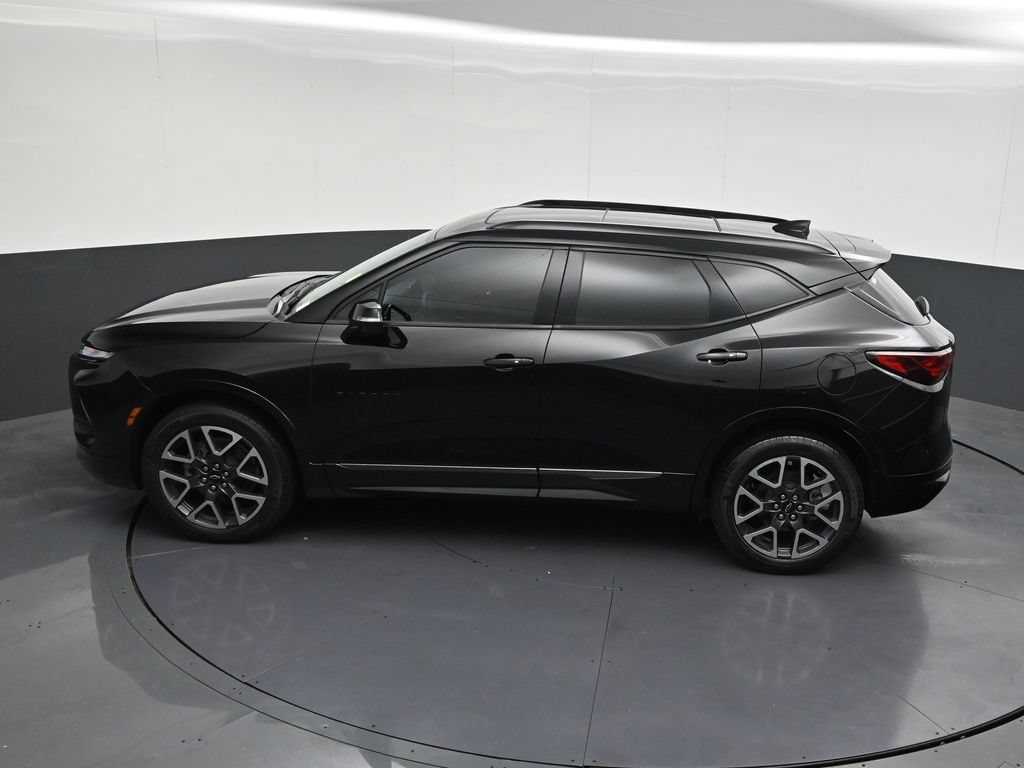 Used 2023 Chevrolet Blazer RS FWD image 16