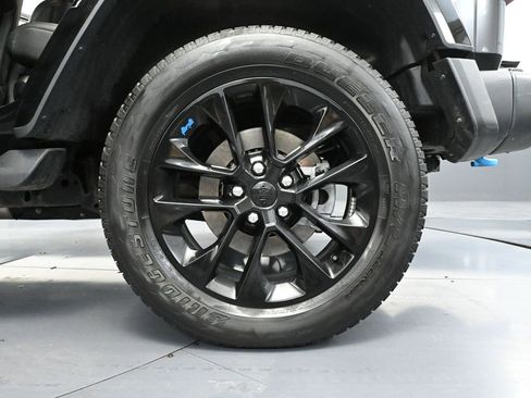 Used 2023 Jeep Wrangler Unlimited Sahara w/ Cold Weather Group image 14