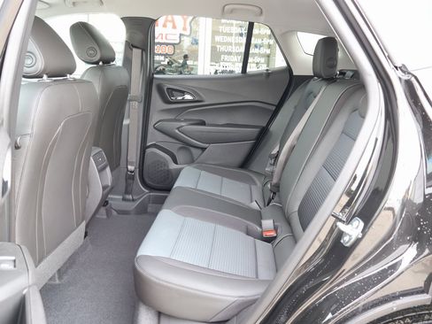 New 2026 Chevrolet Trax LT w/ Driver Confidence Package image 25