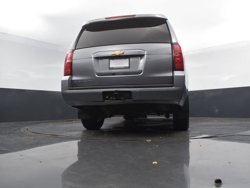 Used 2020 Chevrolet Suburban LT image 54