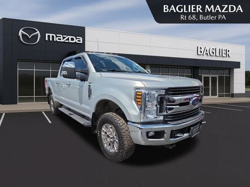 Used 2019 Ford F350 XLT w/ XLT Premium Package AWD/4WD image 1