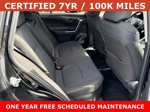 Used 2022 Toyota RAV4 LE AWD/4WD image 11