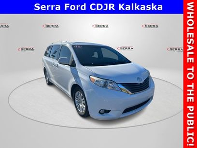 Used 2013 Toyota Sienna XLE