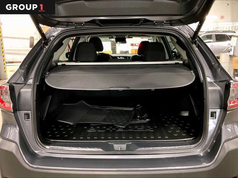 Used 2025 Subaru Outback Premium AWD/4WD image 33