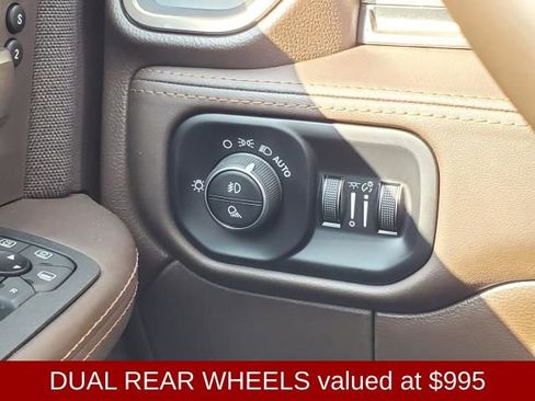 Used 2025 RAM 3500 Longhorn image 16