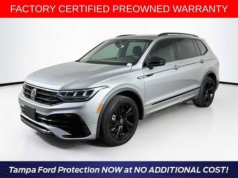 Used 2023 Volkswagen Tiguan SE R-Line AWD/4WD image 1
