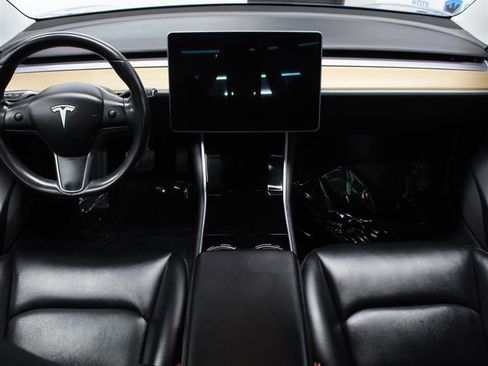 Used 2019 Tesla Model 3 Long Range image 9