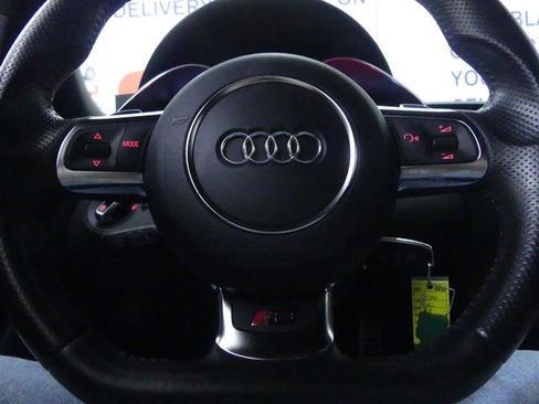 Used 2014 Audi R8 V8 w/ Convenience Package image 18