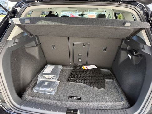 New 2026 Volkswagen Taos SEL AWD/4WD image 30