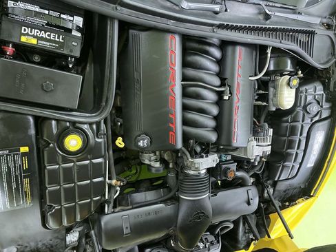 Used 2003 Chevrolet Corvette Convertible w/ Preferred Equipment Group1 image 24