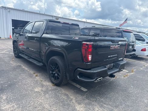 Used 2022 GMC Sierra 1500 Elevation w/ Elevation Premium Package AWD/4WD image 5