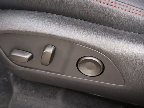 New 2026 Chevrolet Traverse RS image 11