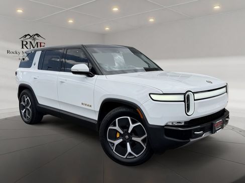 Used 2023 Rivian R1S Adventure AWD/4WD image 1