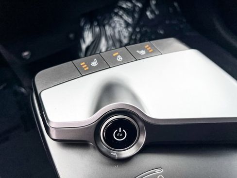 Used 2024 Kia EV6 Light image 18