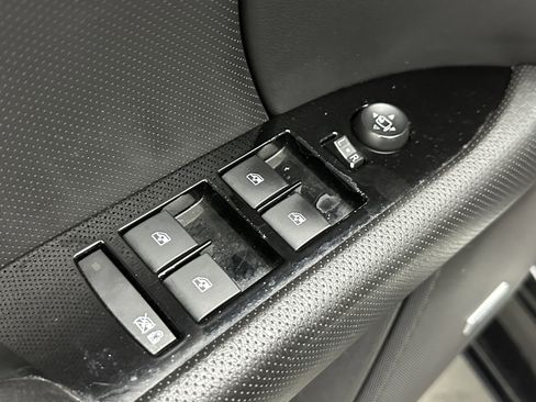 Used 2019 Cadillac XTS Luxury image 11