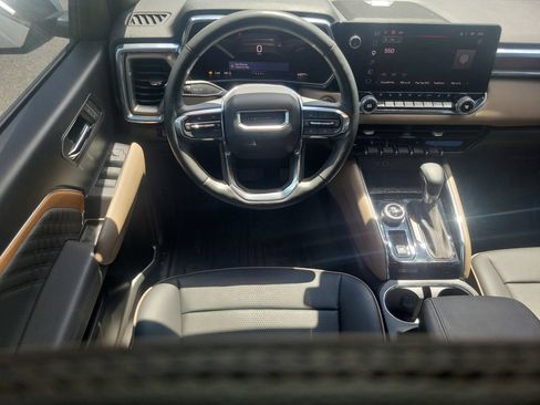 Used 2024 GMC Canyon Denali AWD/4WD image 11