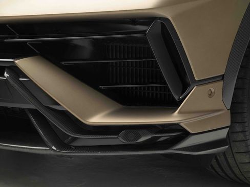 Used 2024 Lamborghini Urus Performante image 47