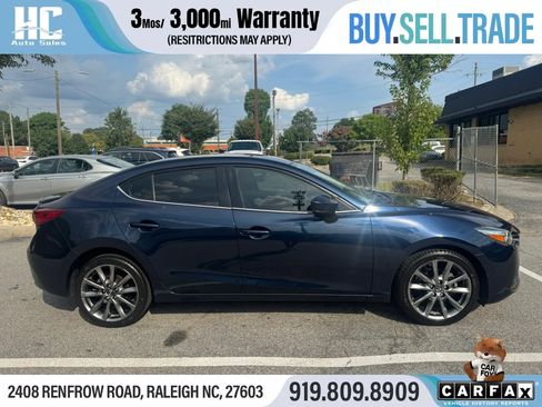 Used 2018 MAZDA MAZDA3 Touring FWD image 6