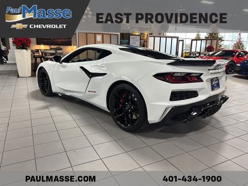 Used 2025 Chevrolet Corvette Z06 image 5
