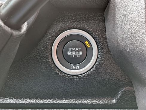 Used 2025 RAM 2500 Laramie image 24