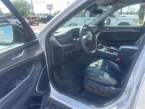 Used 2021 Jeep Grand Cherokee L Limited w/ Luxury Tech Group II AWD/4WD image 5