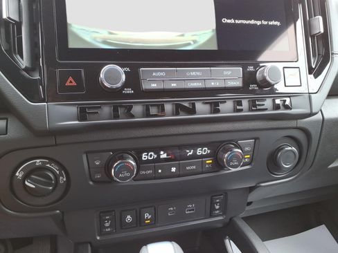 Used 2026 Nissan Frontier SV w/ SV Convenience Package AWD/4WD image 21