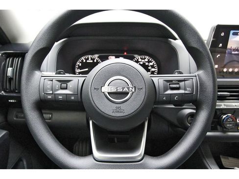 New 2026 Nissan Pathfinder S image 11