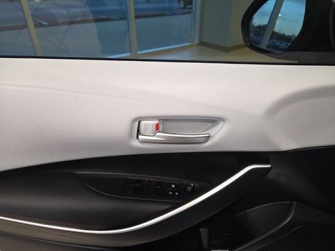 Used 2023 Toyota Corolla SE image 11