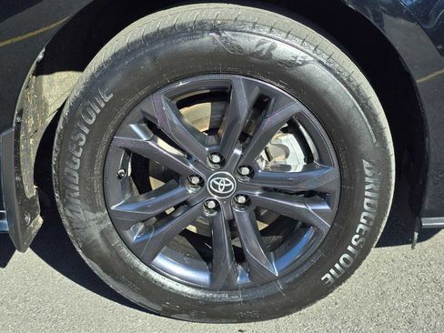 Used 2024 Toyota Sienna XLE Woodland Edition AWD/4WD image 9