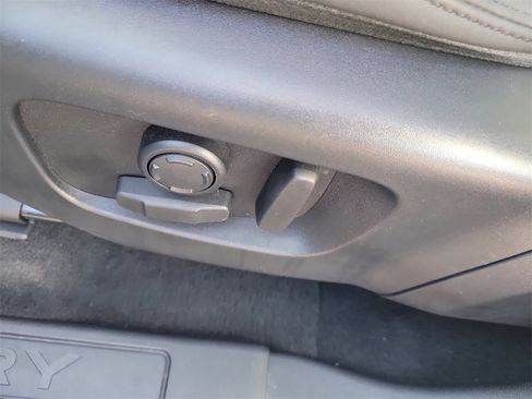 Used 2020 Land Rover Discovery Sport S image 20