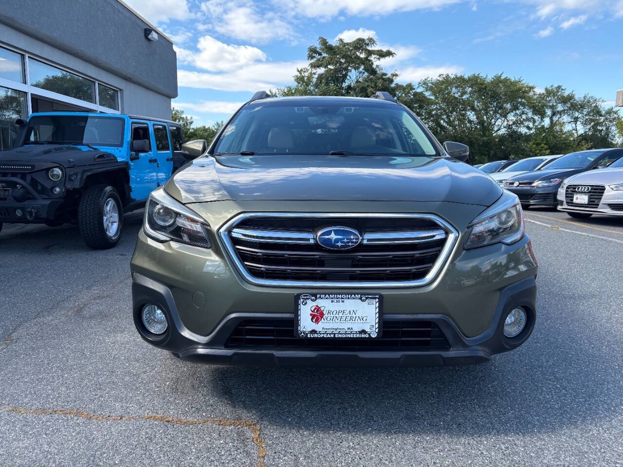Used 2018 Subaru Outback 2.5i Limited AWD/4WD image 3