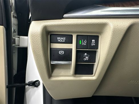 Used 2017 Acura MDX SH-AWD w/ Technology Package image 34