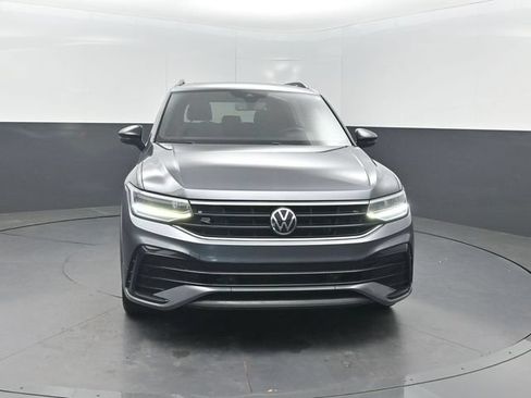 Used 2023 Volkswagen Tiguan SE R-Line FWD image 35