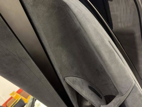 Used 2024 McLaren 750S image 17