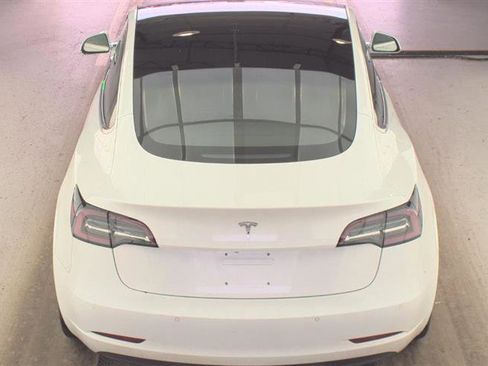 Used 2018 Tesla Model 3 Long Range image 9