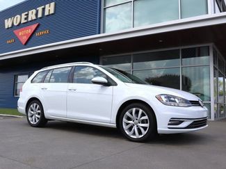 Used 2018 Volkswagen Golf SEL image 1