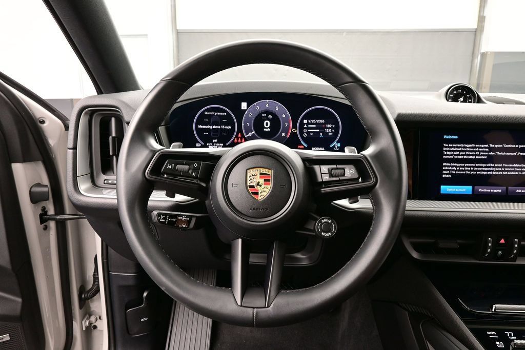 Certified 2024 Porsche Cayenne Coupe AWD/4WD image 8